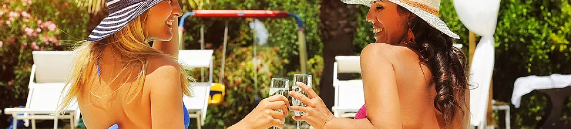 HotelsCombined  4% Cashback